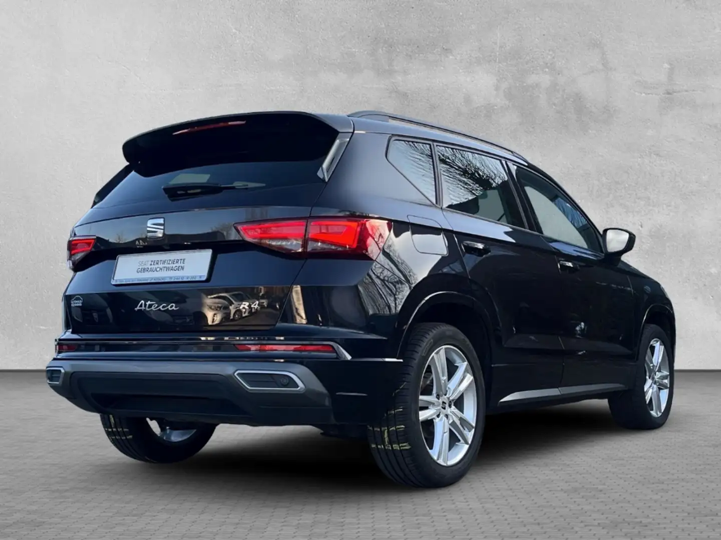SEAT Ateca FR 2.0 TSI 4Drive AppleCarPlay ACC BT LED Sitzheiz Schwarz - 2