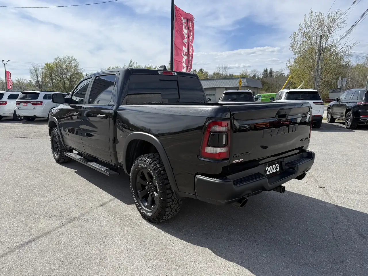 RAM 1500 снимка RAM 1500