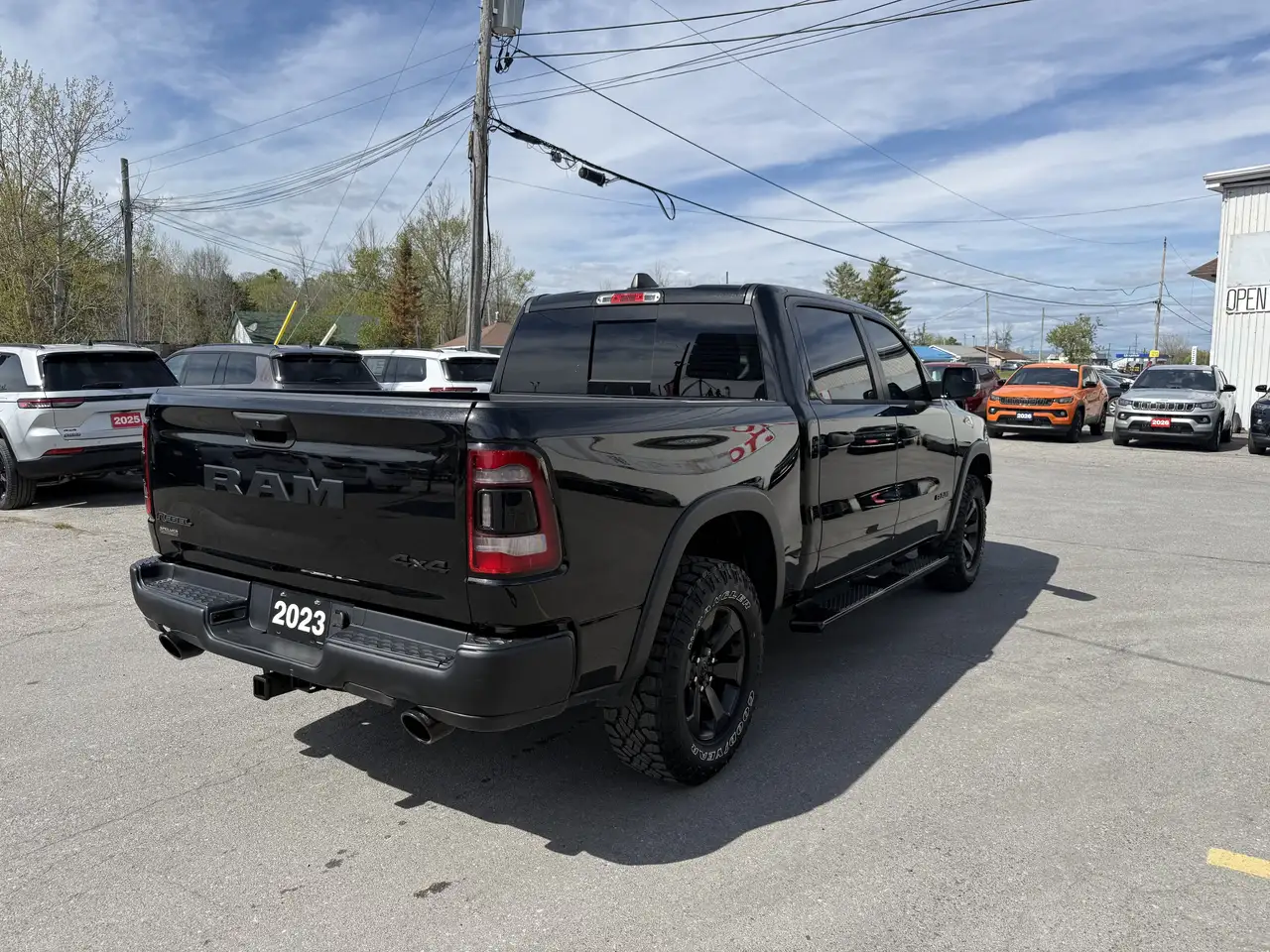 RAM 1500 снимка RAM 1500