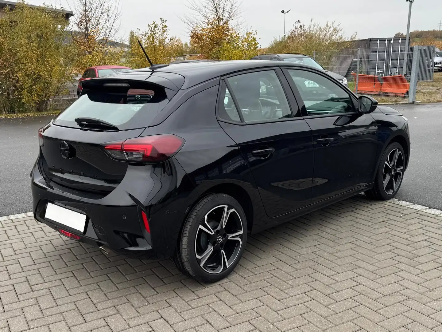 Opel Corsa 1.2 T 101 PS GS-Line Sitzheizung Schwarz - 2