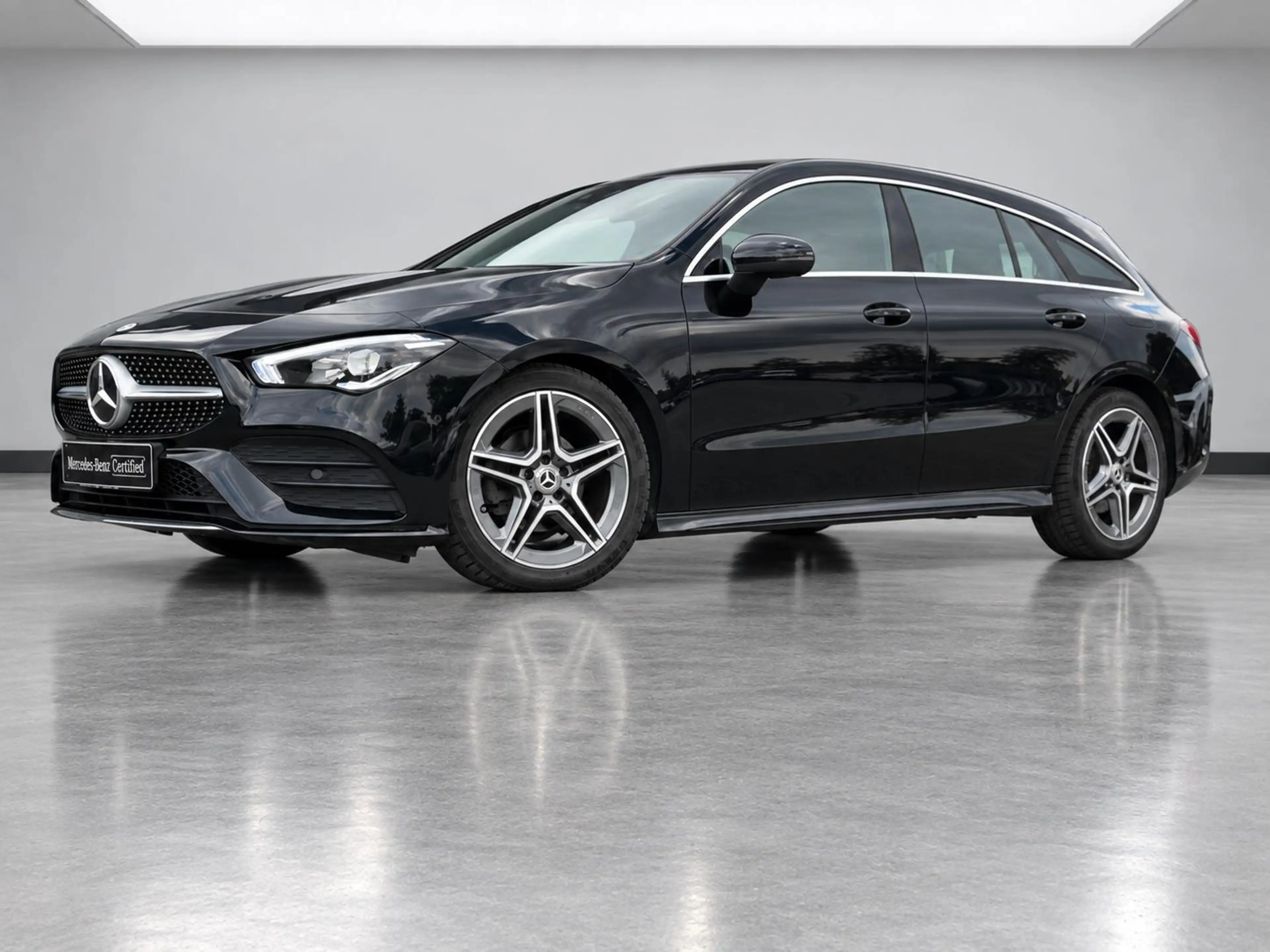 Mercedes-Benz CLA 180 Shooting Brake CLA AMG Line