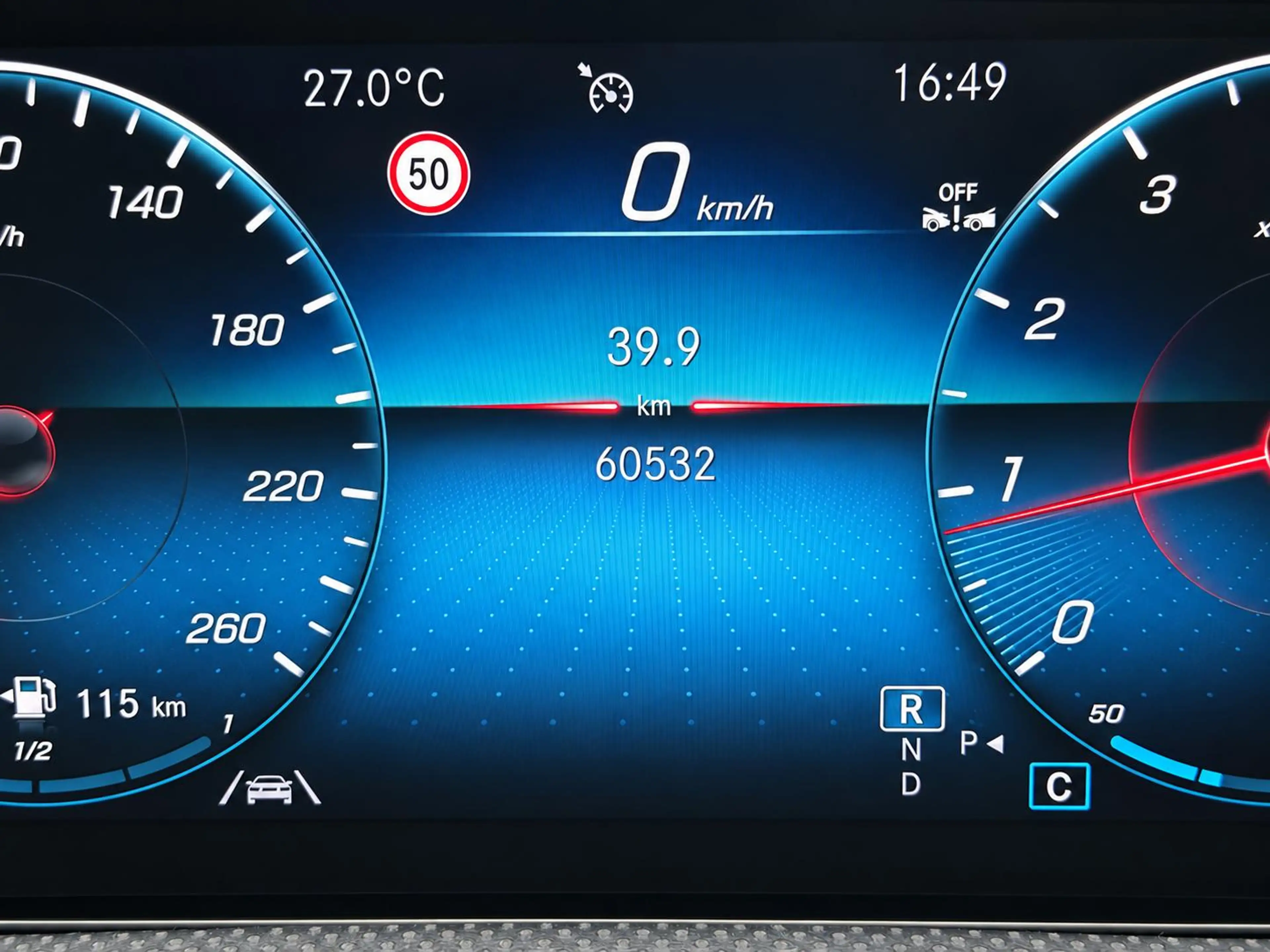 Mercedes-Benz CLA 180 Shooting Brake CLA AMG Line — photo 5