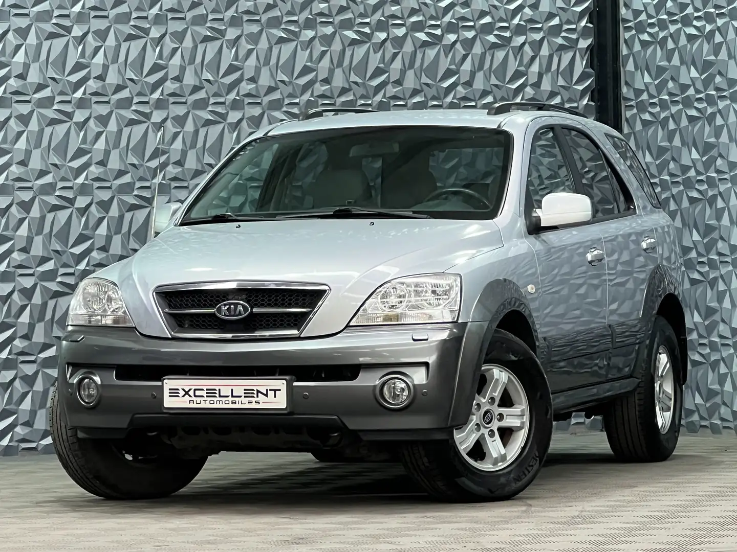 Kia Sorento 2.5 Turbo CRDi 16v EX/4X4/FULL OPTION/BOITE AUTO Gris - 1