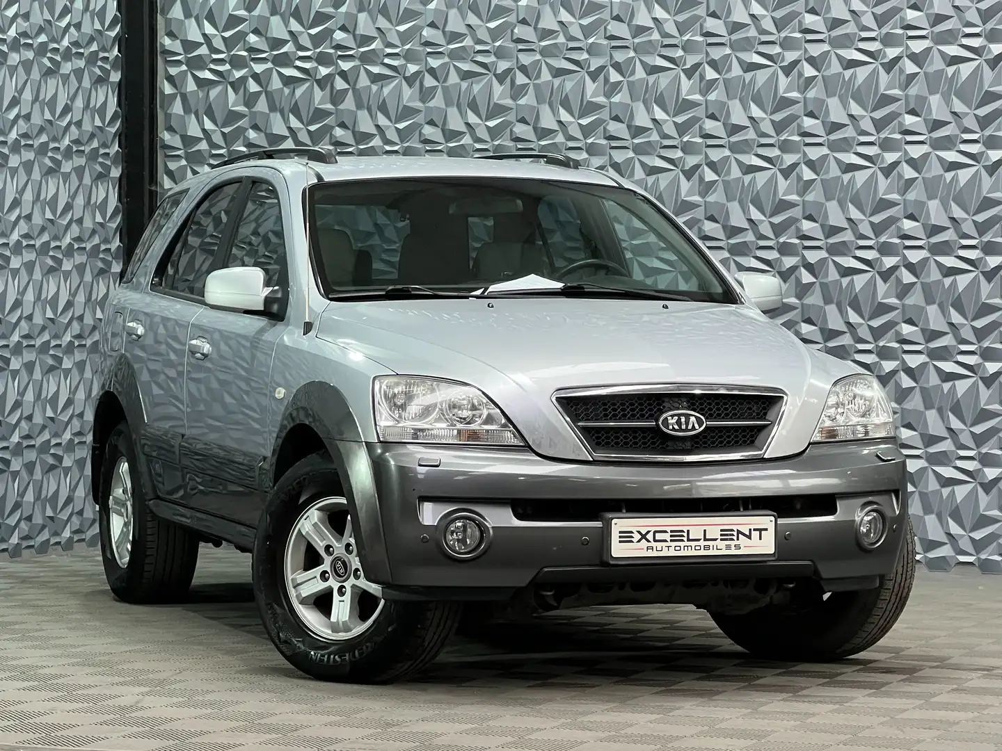 Kia Sorento 2.5 Turbo CRDi 16v EX/4X4/FULL OPTION/BOITE AUTO Gris - 2