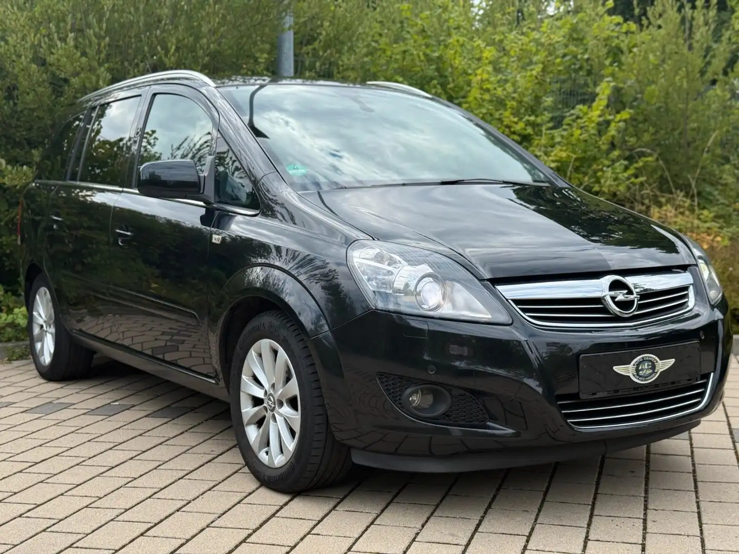 Opel Zafira B/7-Sitzer/AHK./Temp./PDC/Tüv Neu Schwarz - 1