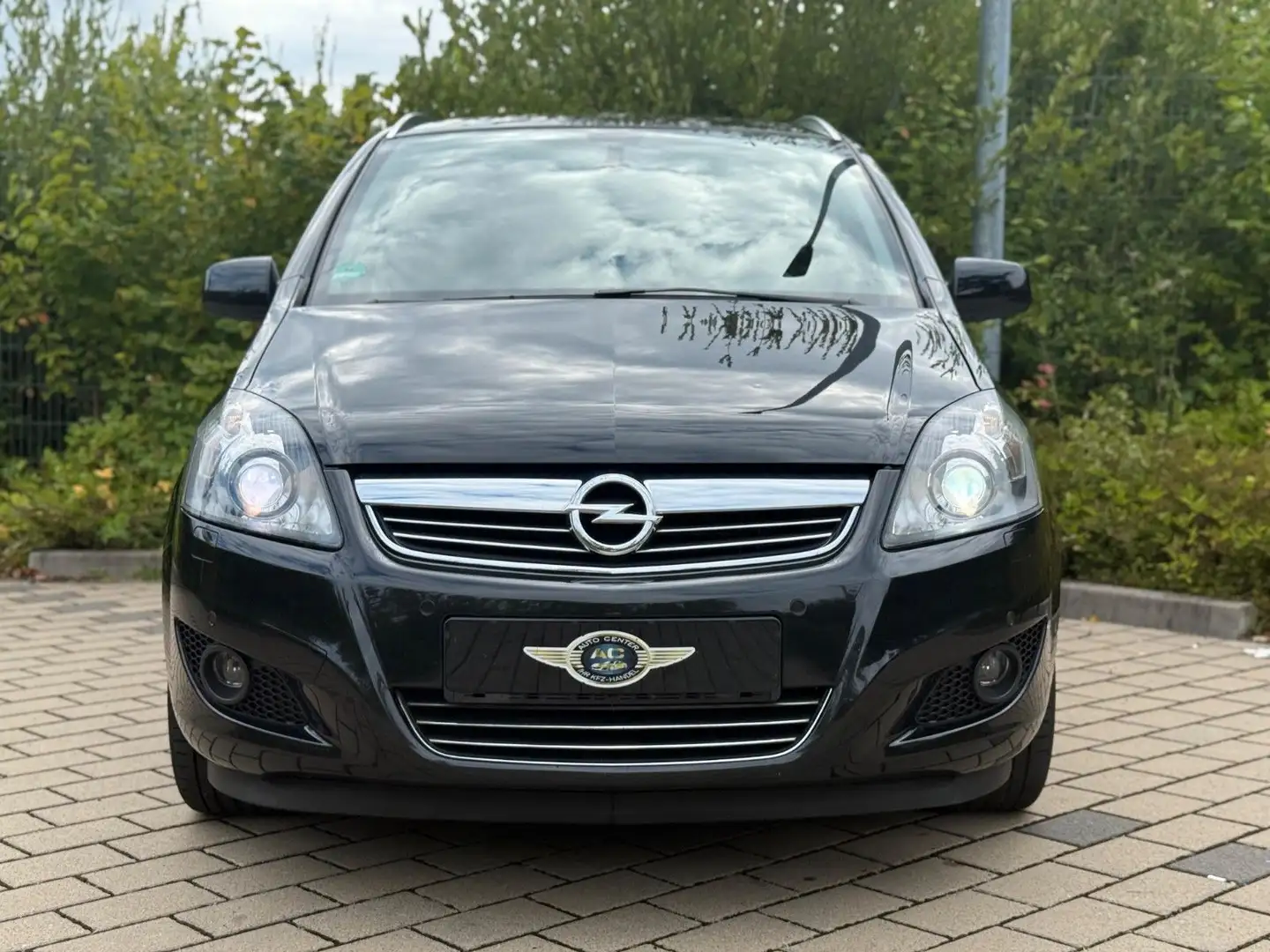 Opel Zafira B/7-Sitzer/AHK./Temp./PDC/Tüv Neu Schwarz - 2