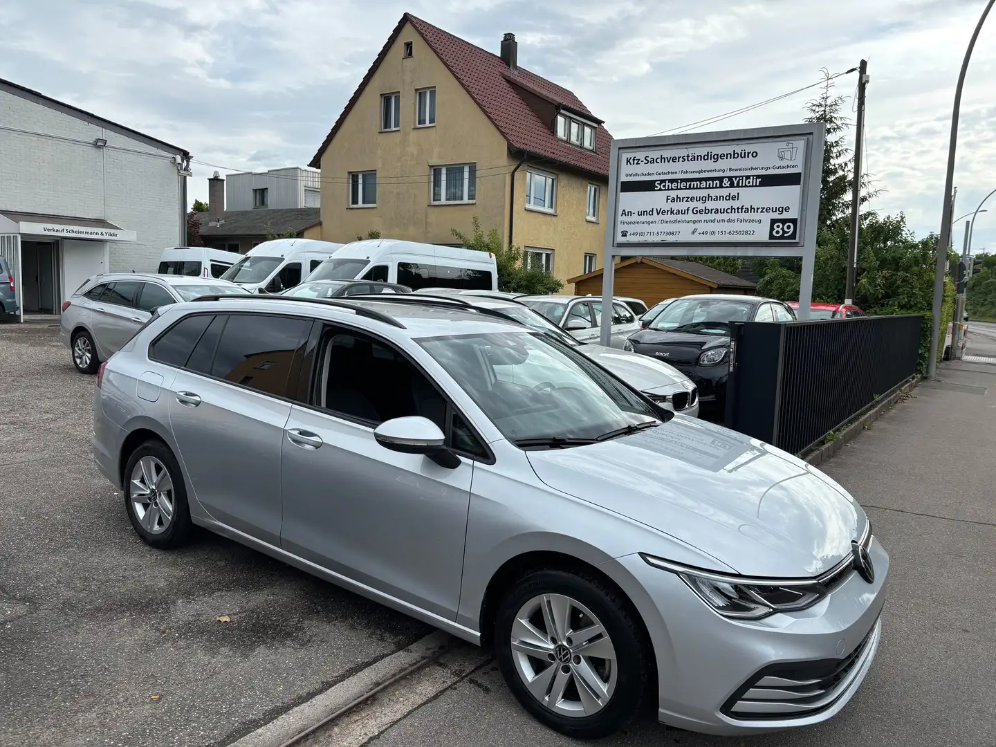 Volkswagen Golf Variant VIII PTS AHK Navi LED Sihzg Tempom. 1.Hd Gris - 1