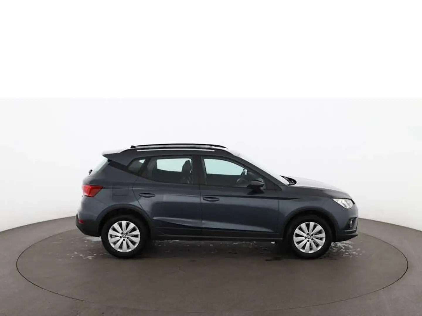 SEAT Arona 1.0 TSI Style NAVI TEMPOMAT KLIMA PDC Grau - 2