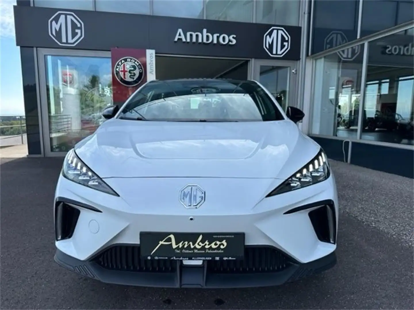 MG MG4 XPOWER 64kWh - LAGERND - PROMPT Weiß - 2