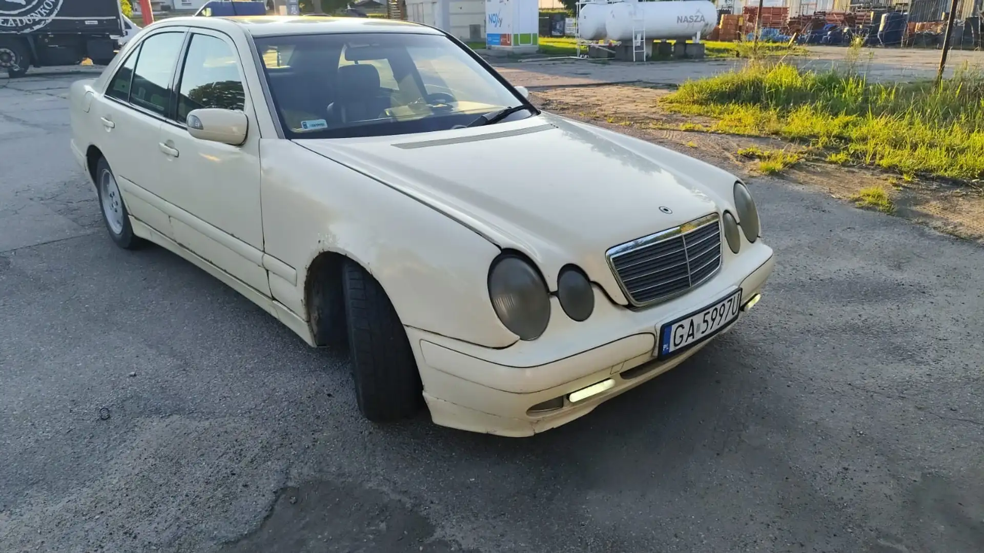 Mercedes-Benz E 220 CDI Automatik - 2