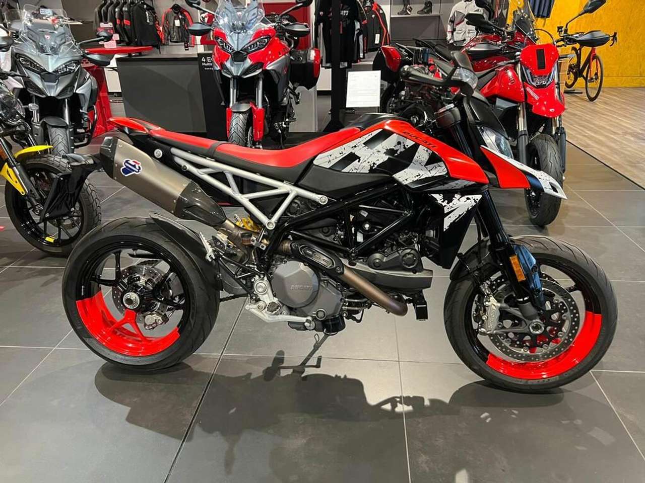 Ducati Hypermotard 950 RVE my22