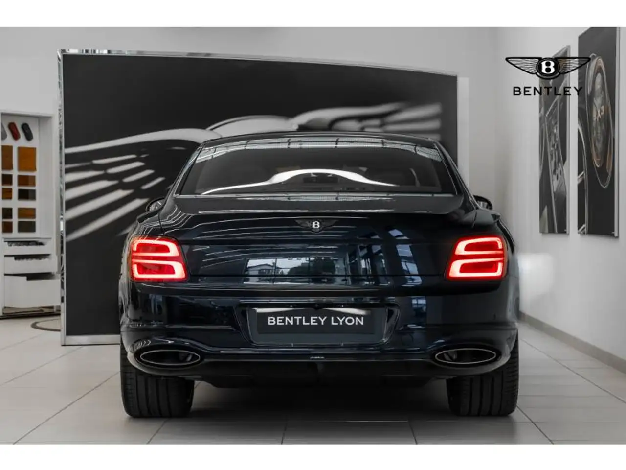 Bentley Flying Spur 2025