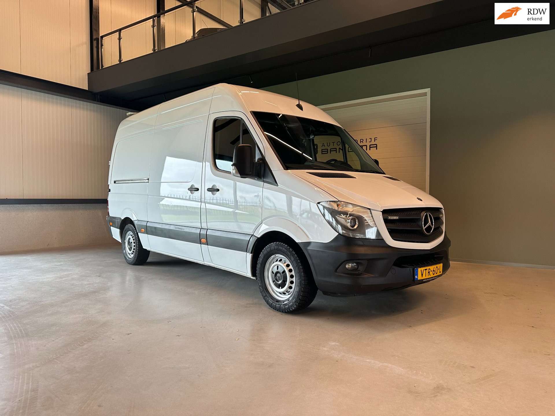 Mercedes-Benz Sprinter