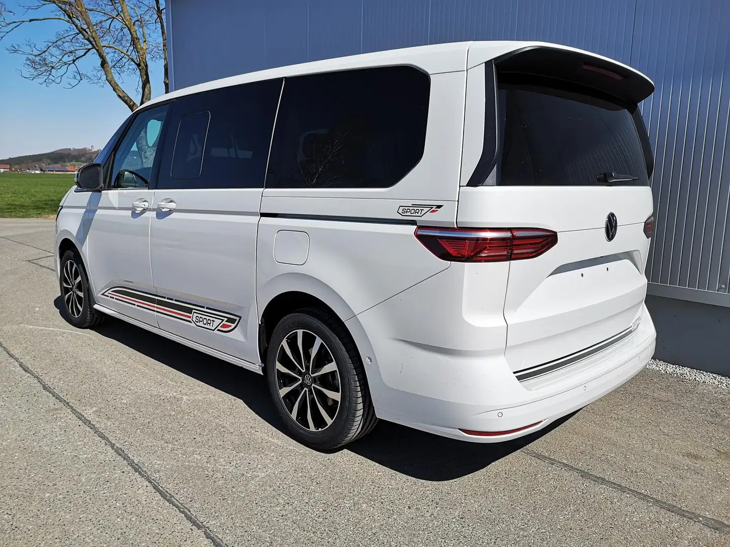 Volkswagen T7 Multivan 2.0 TDI LÜ Premium Sport Edition Blanc - 2