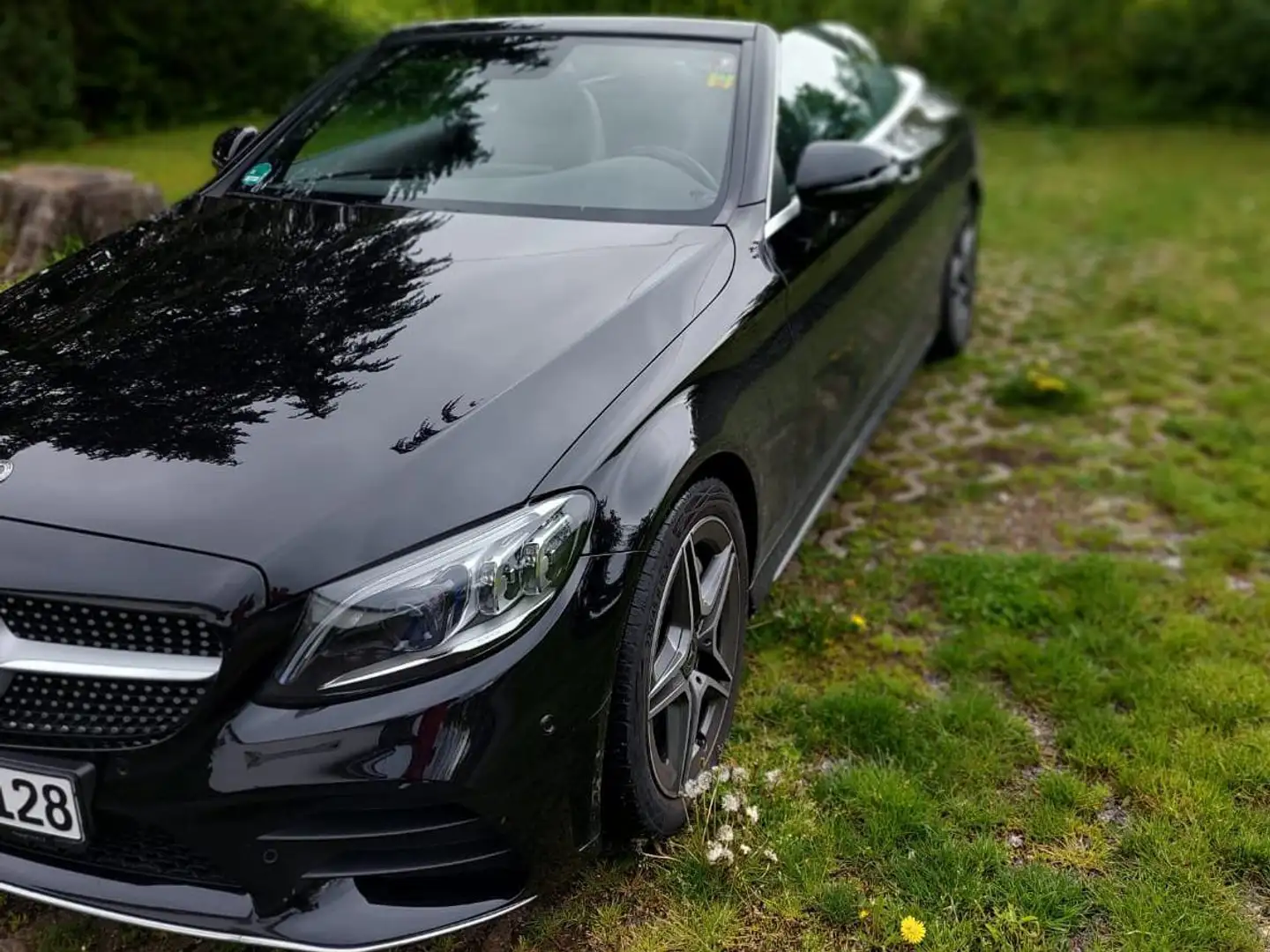 Mercedes-Benz C 300 Cabrio 9G-TRONIC AMG Line Schwarz - 2