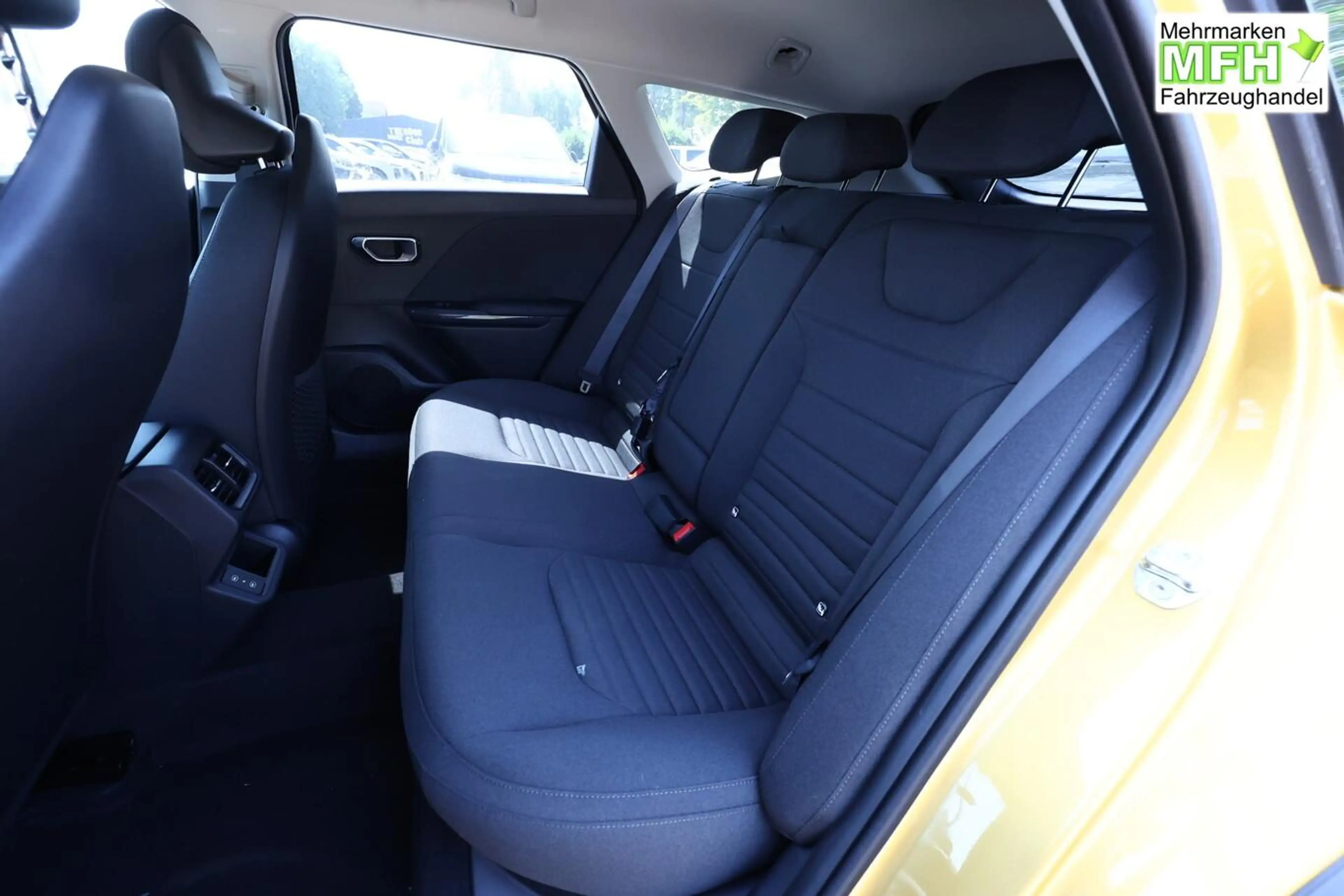 Kia K4 Sportswagon SW Vision MT ACC LED Nav SHZ PrivG ... — photo 9