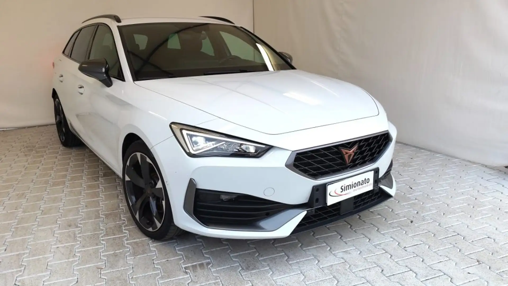CUPRA Leon Sportstourer 2.0 TDI 150 CV DSG Blanc - 1