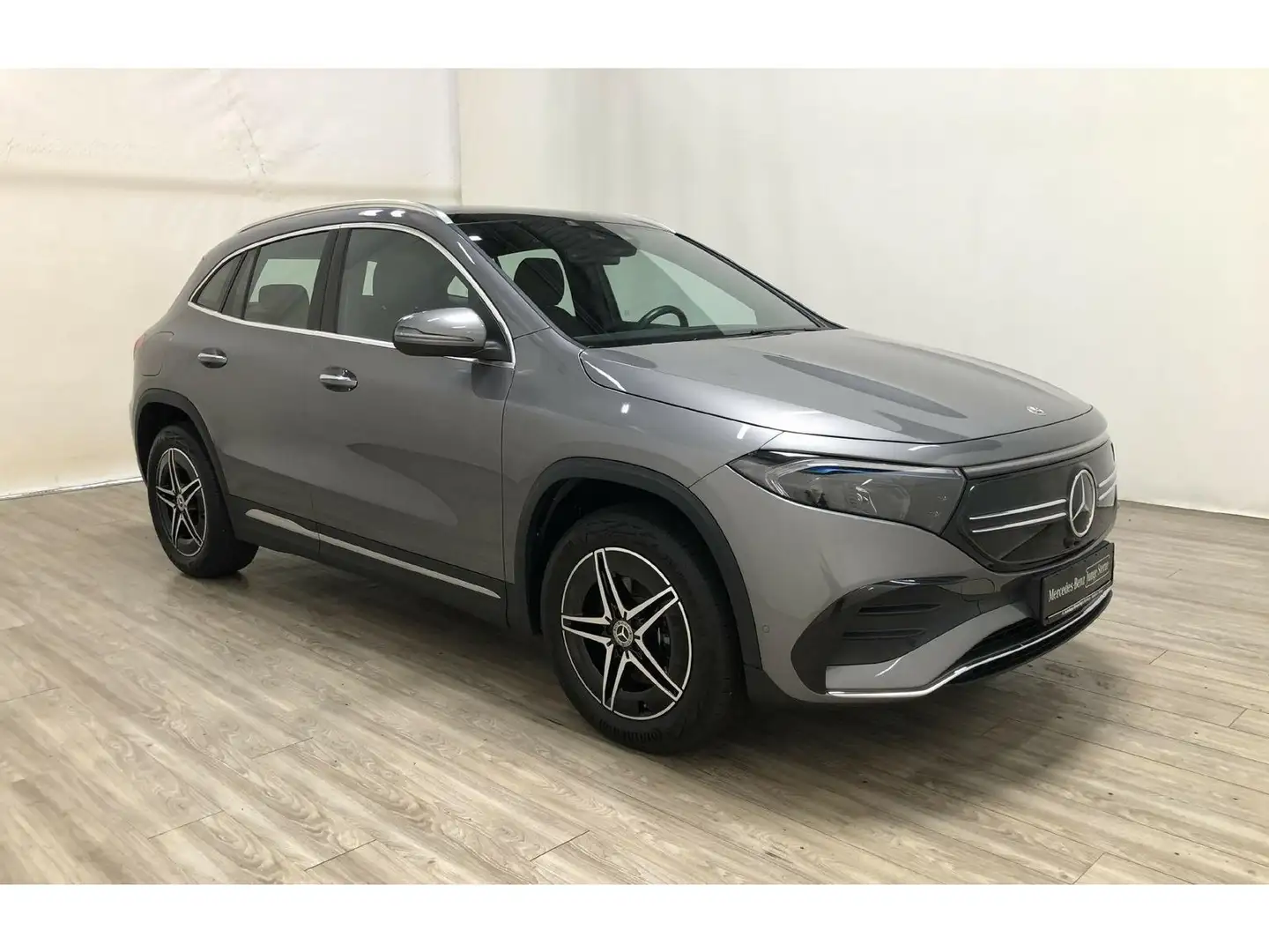 Mercedes-Benz EQA 250 AMG Kamera*Distr*AHK*Pano*LED*el. Heckkl Grau - 2