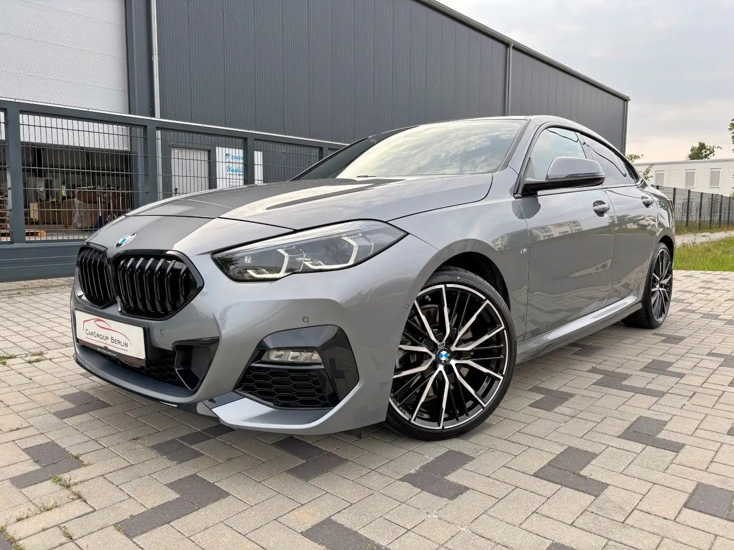 BMW 220d Gran Coupe xDrive M Sport / DASS H&K PANO Grau - 1