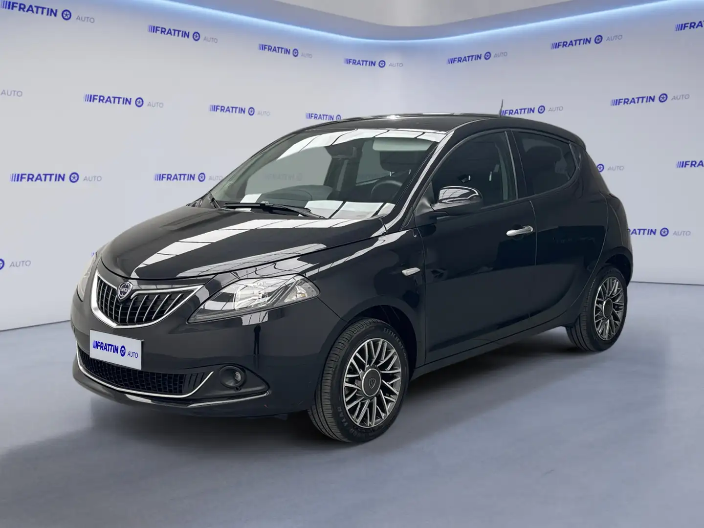 Lancia Ypsilon 1.0 FireFly 5 porte S&S Hybrid Gold Nero - 1