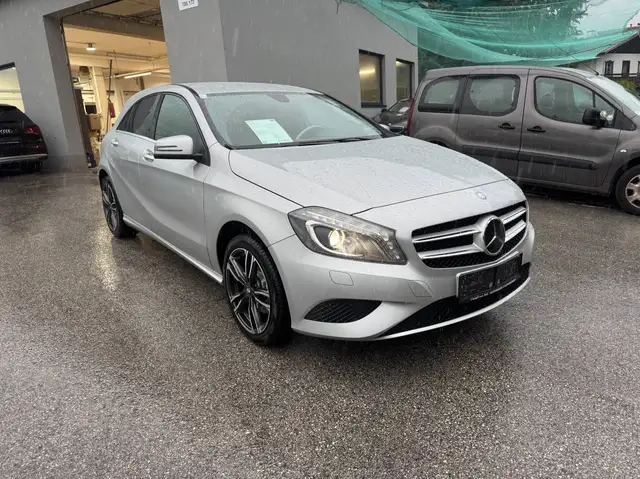 Mercedes-Benz A 180 A 180 BlueEfficiency (176.042)