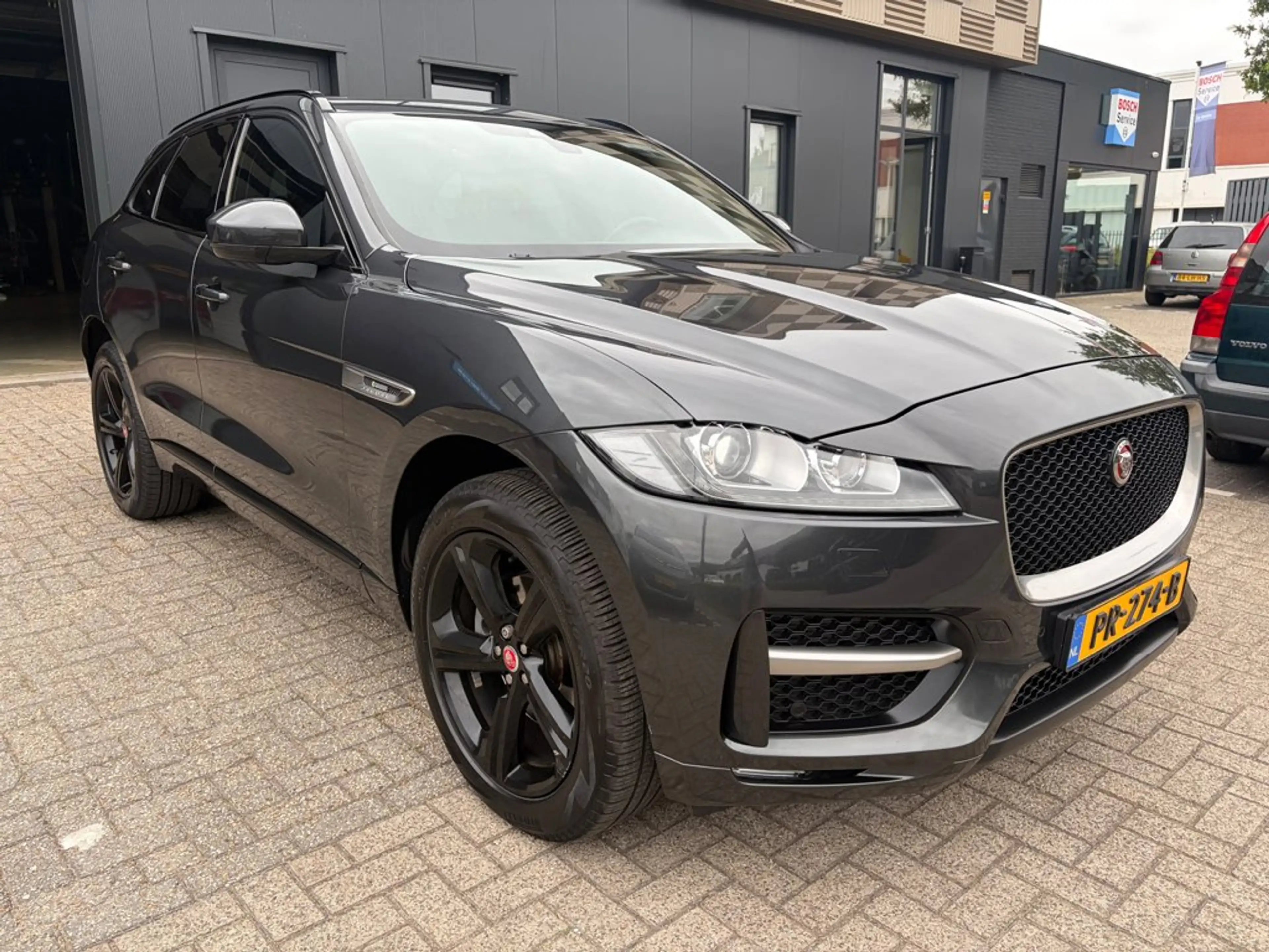 Jaguar F-Pace 2.0 Portfolio AWD 20d, Virtual Cockp, Pano, Stoelv — photo 4
