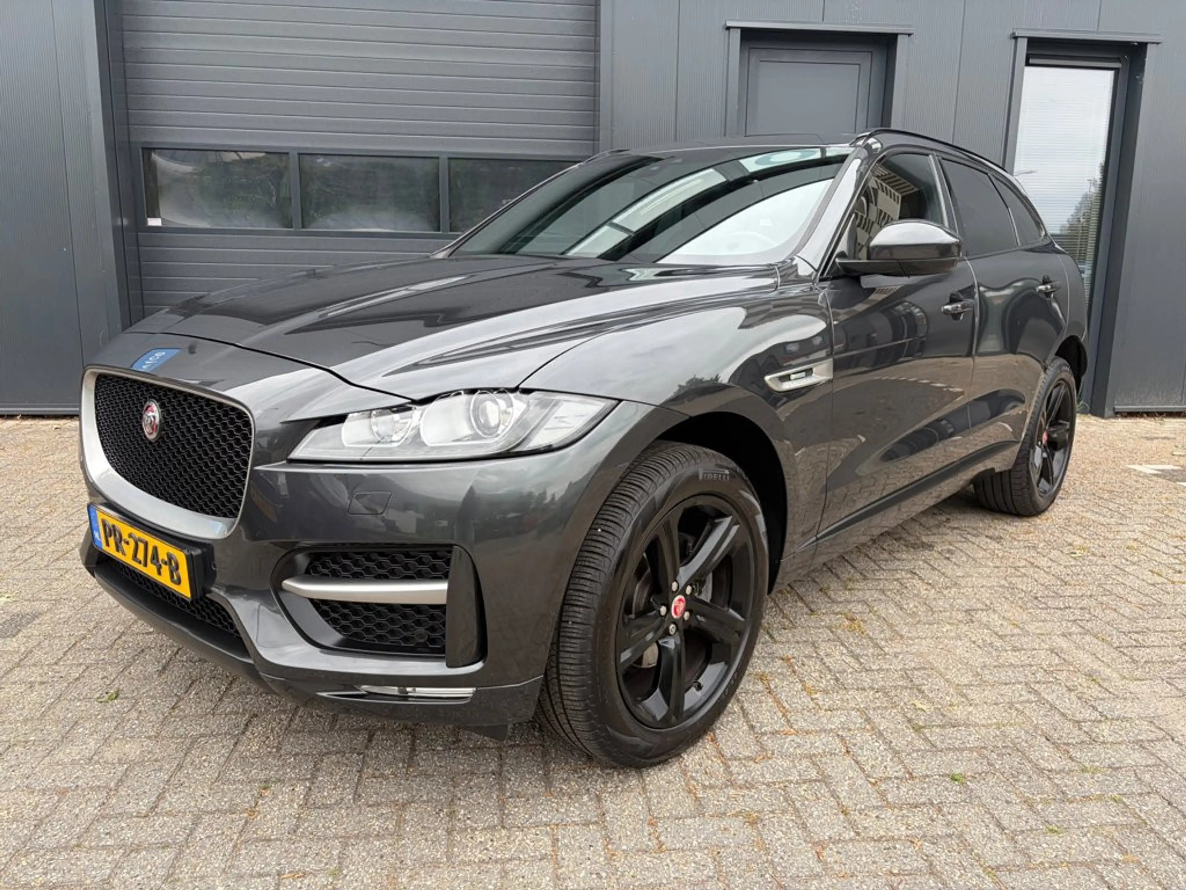 Jaguar F-Pace 2.0 Portfolio AWD 20d, Virtual Cockp, Pano, Stoelv