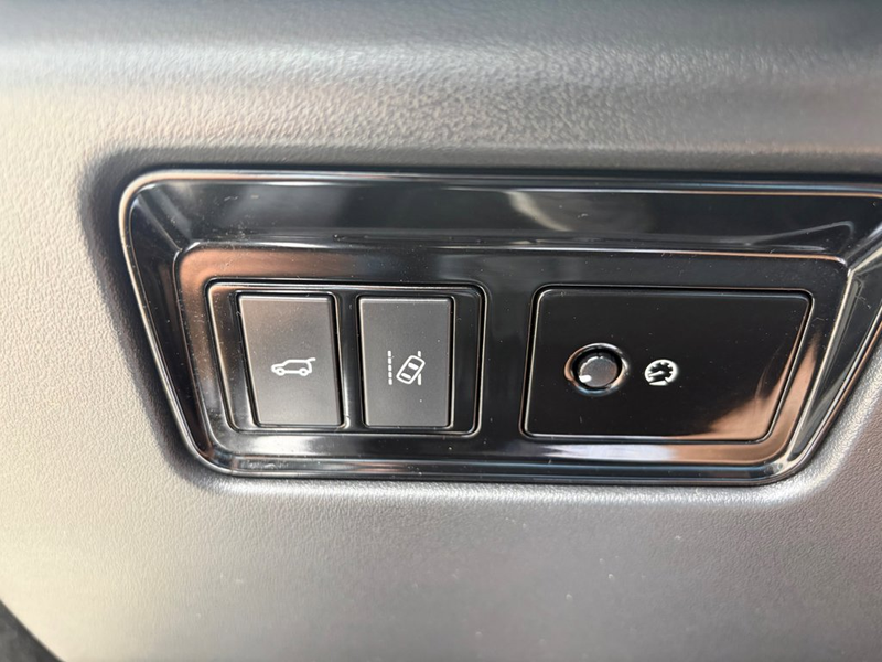 Jaguar F-Pace 2.0 Portfolio AWD 20d, Virtual Cockp, Pano, Stoelv — photo 11