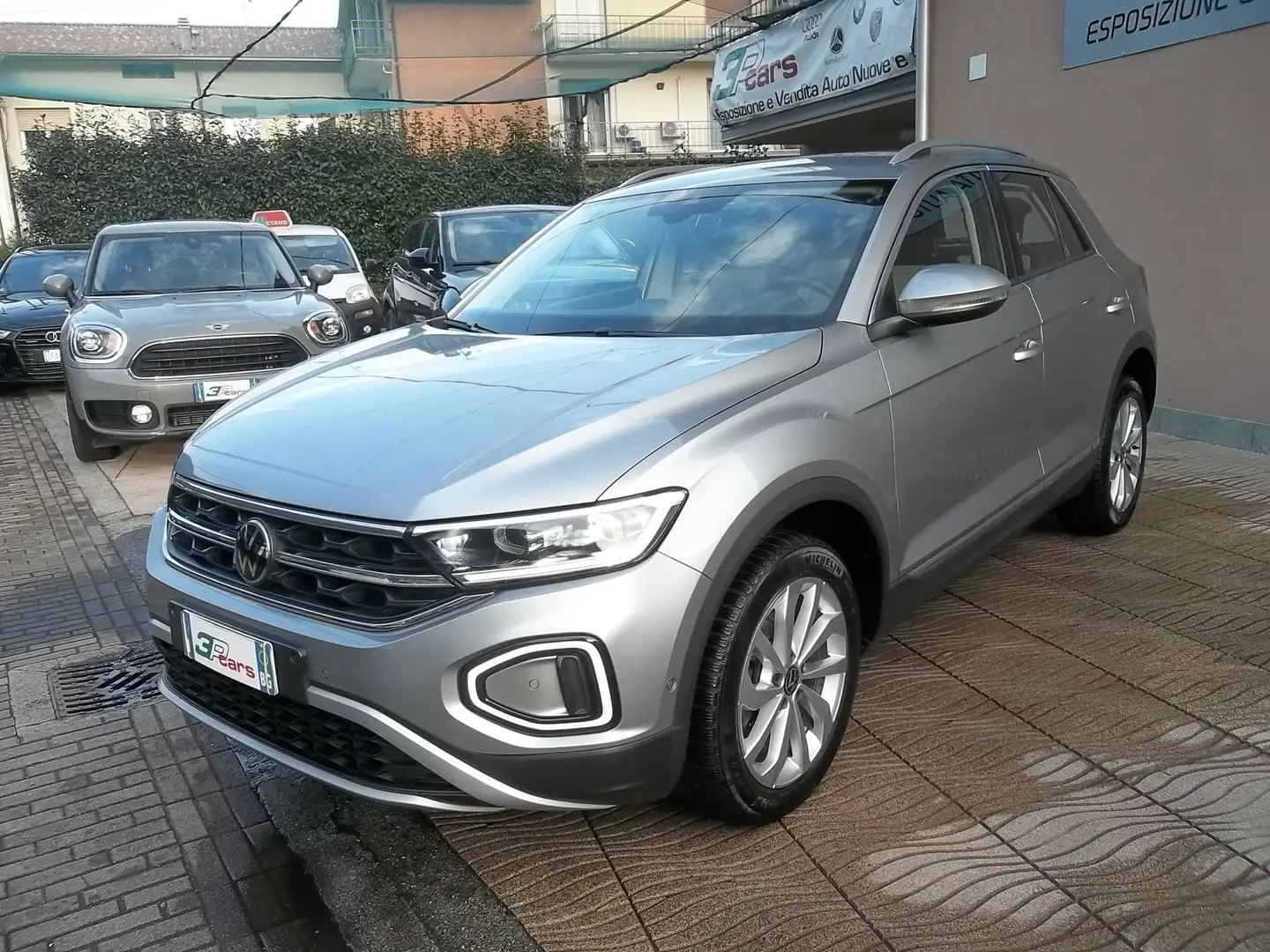 Volkswagen T-Roc 1.5 tsi Style dsg Gris - 2