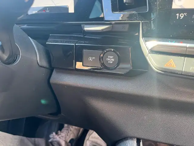 Renault Austral view 17