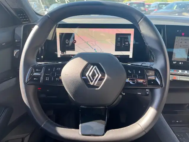 Renault Austral view 8