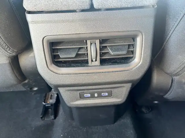 Renault Austral view 26
