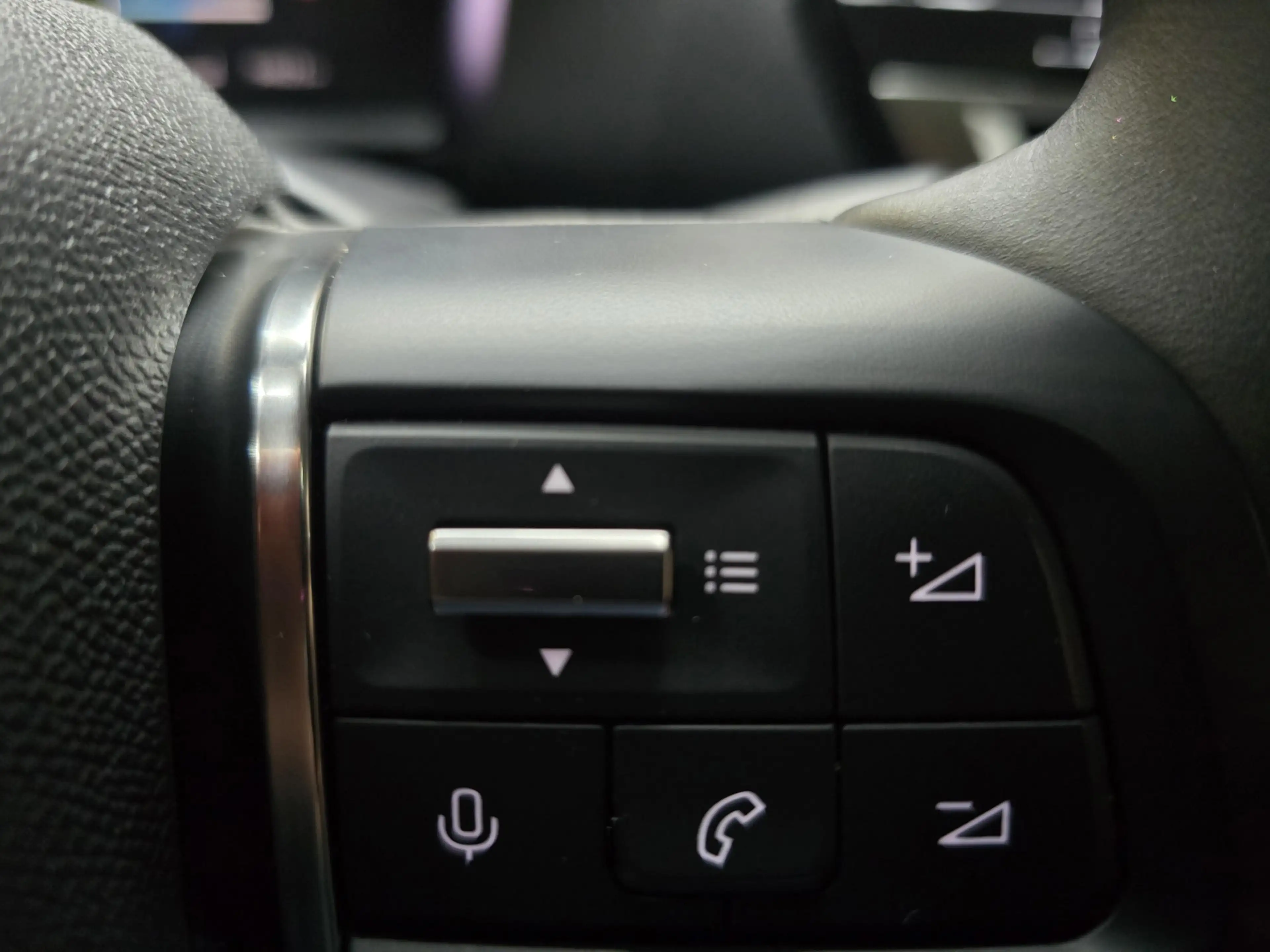 Citroen E-C4 Electric You 50 kWh Pano Leder Navi Camera LM SOH 90% 18"LM — photo 11