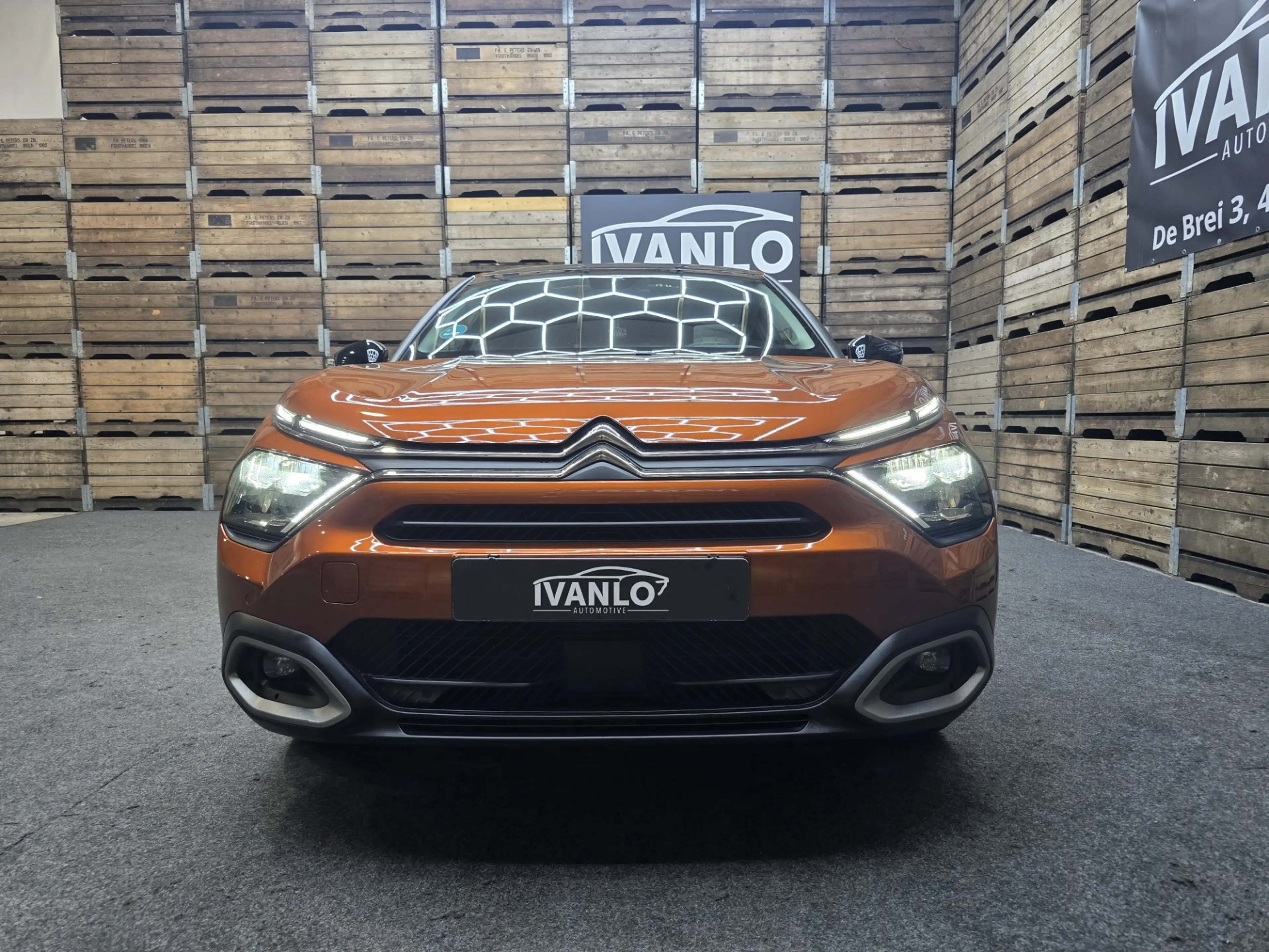 Citroen E-C4 Electric You 50 kWh Pano Leder Navi Camera LM SOH 90% 18"LM — photo 23
