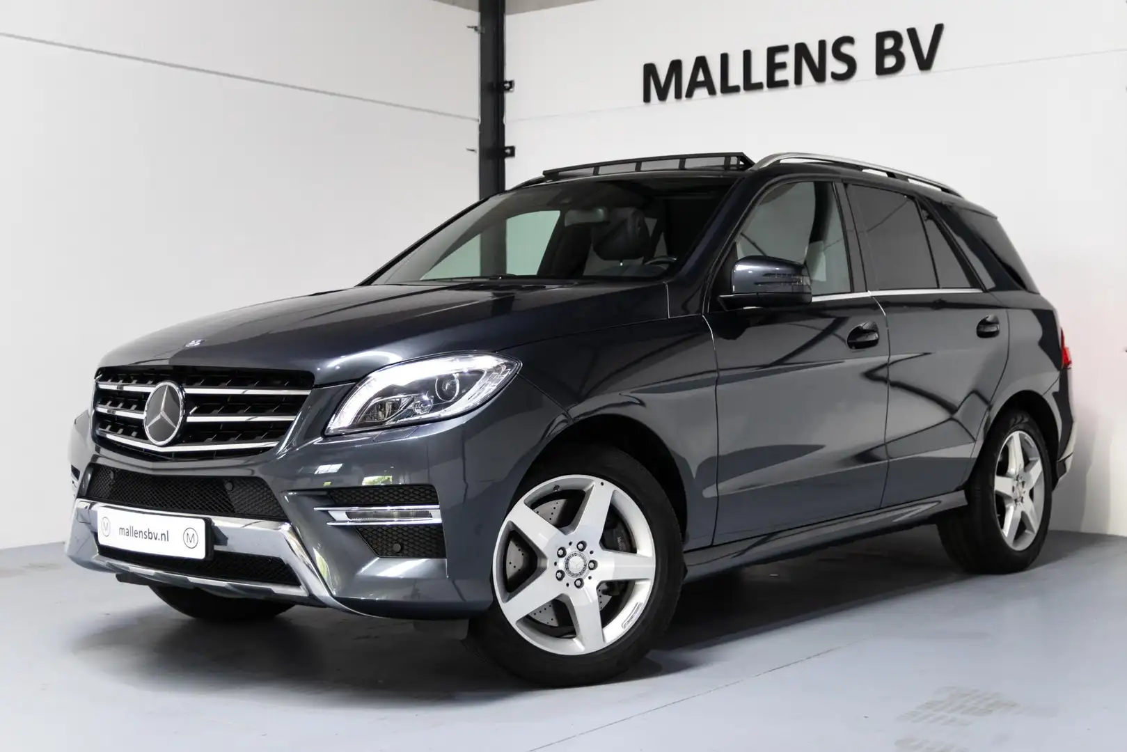 Mercedes-Benz ML 400 M-klasse VOL/PANO/ETREKHAAK/HKAUDIO/MEMORY/STANDKA siva - 1