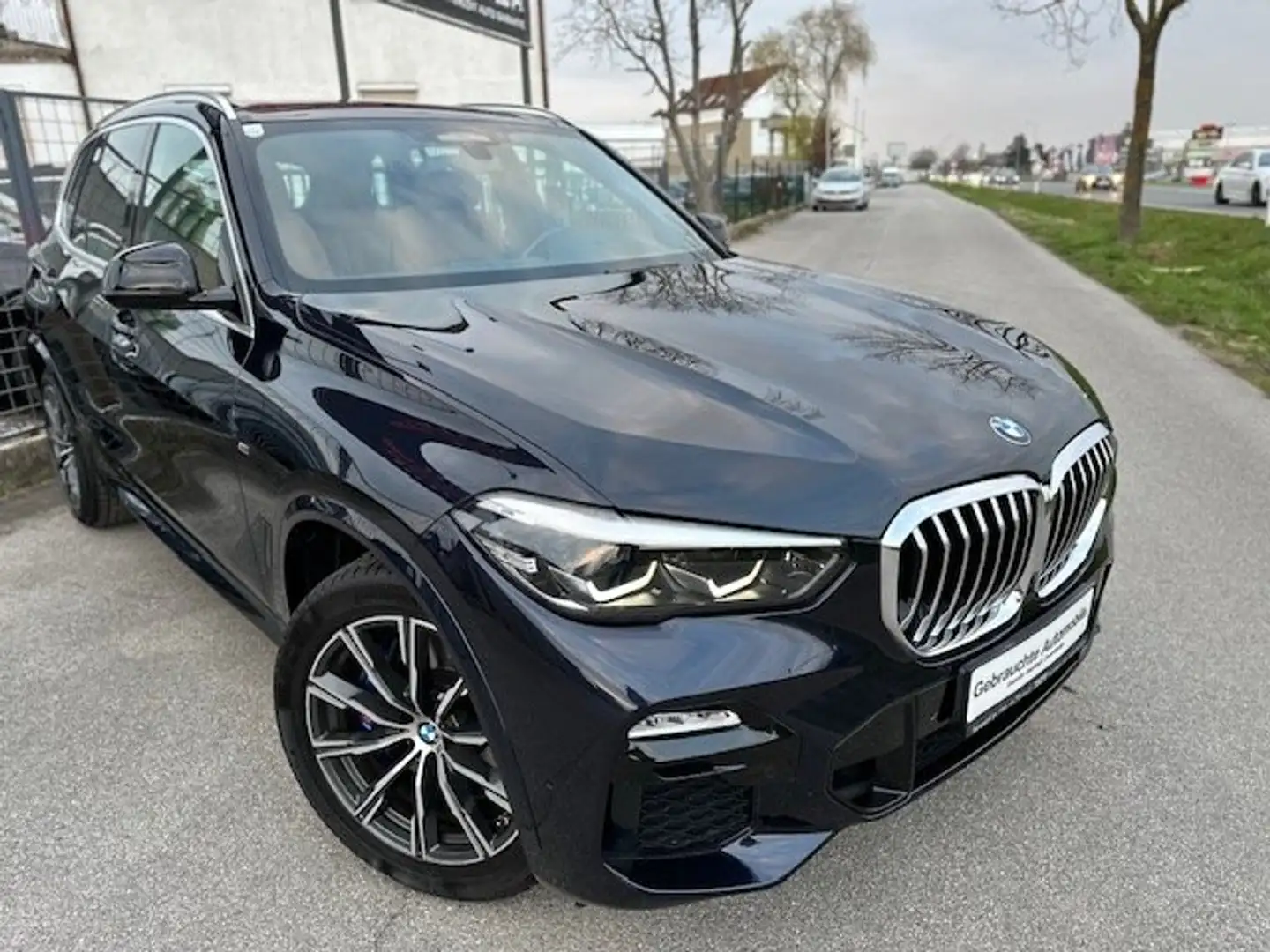 BMW X5 xDrive30d Aut.*M-SPORT*PANO*AHK*HEAD-UP*360°* Noir - 2