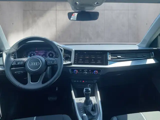Audi A1 view 11