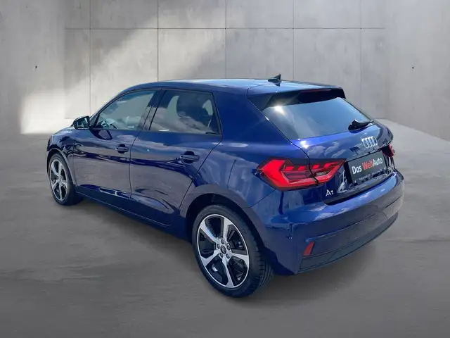Audi A1 view 3