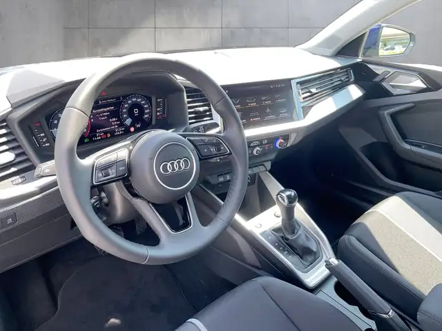 Audi A1 view 9