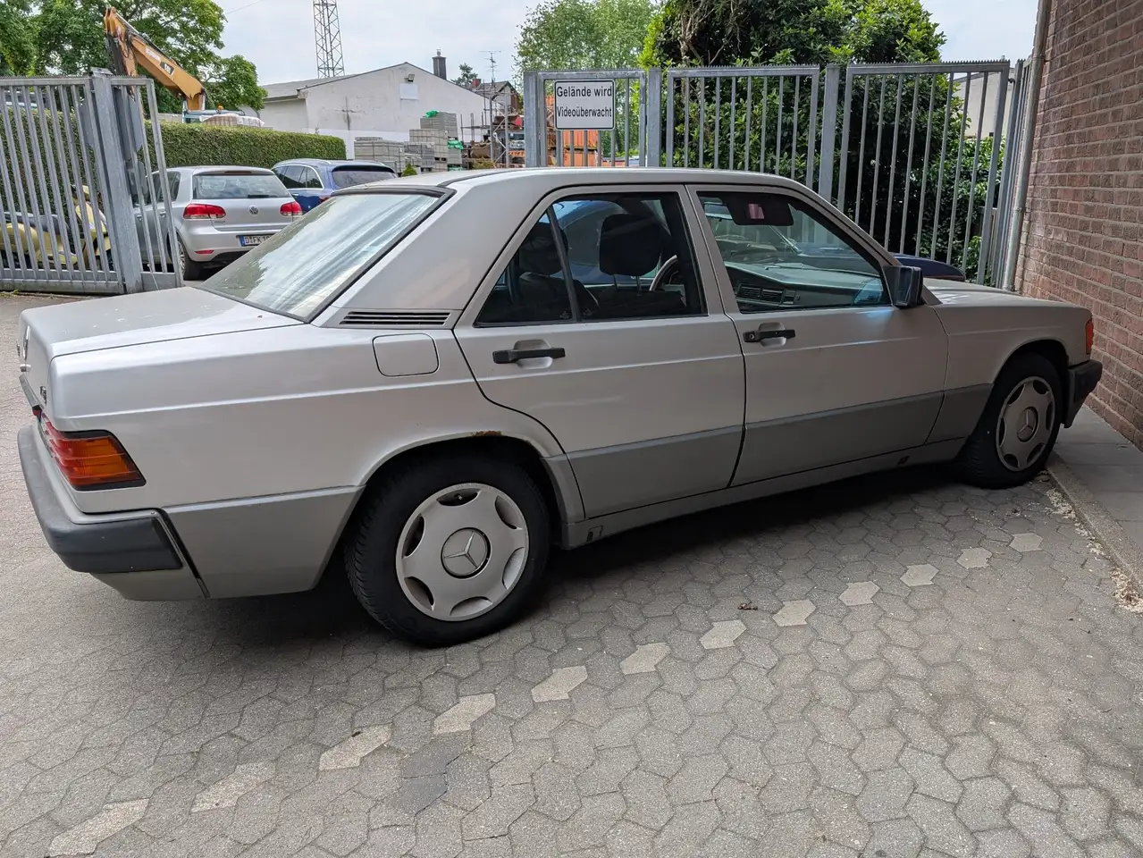 Mercedes-Benz 190