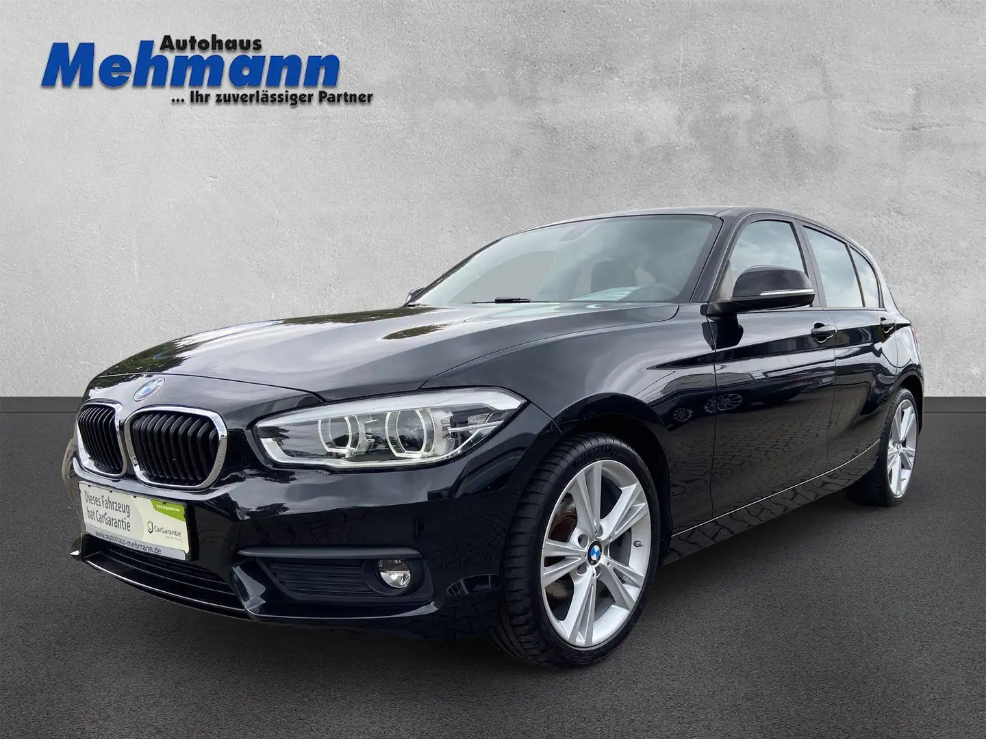 BMW 118 i   *Navi*LED*Shz*Sportsitze*18 Zoll Zwart - 1