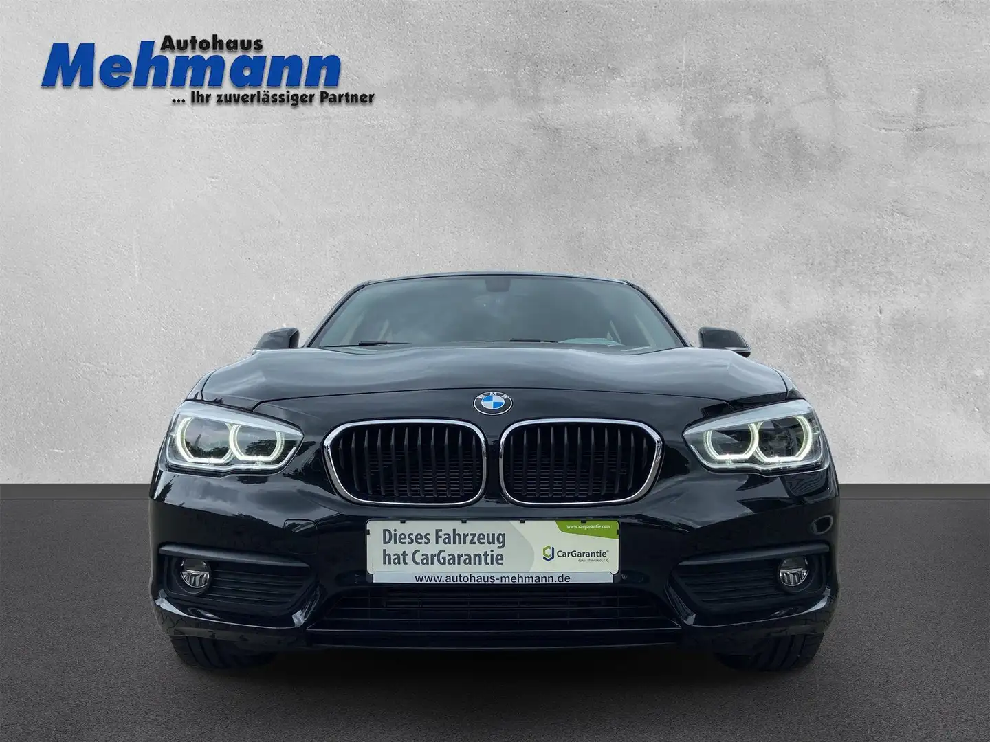 BMW 118 i   *Navi*LED*Shz*Sportsitze*18 Zoll Zwart - 2