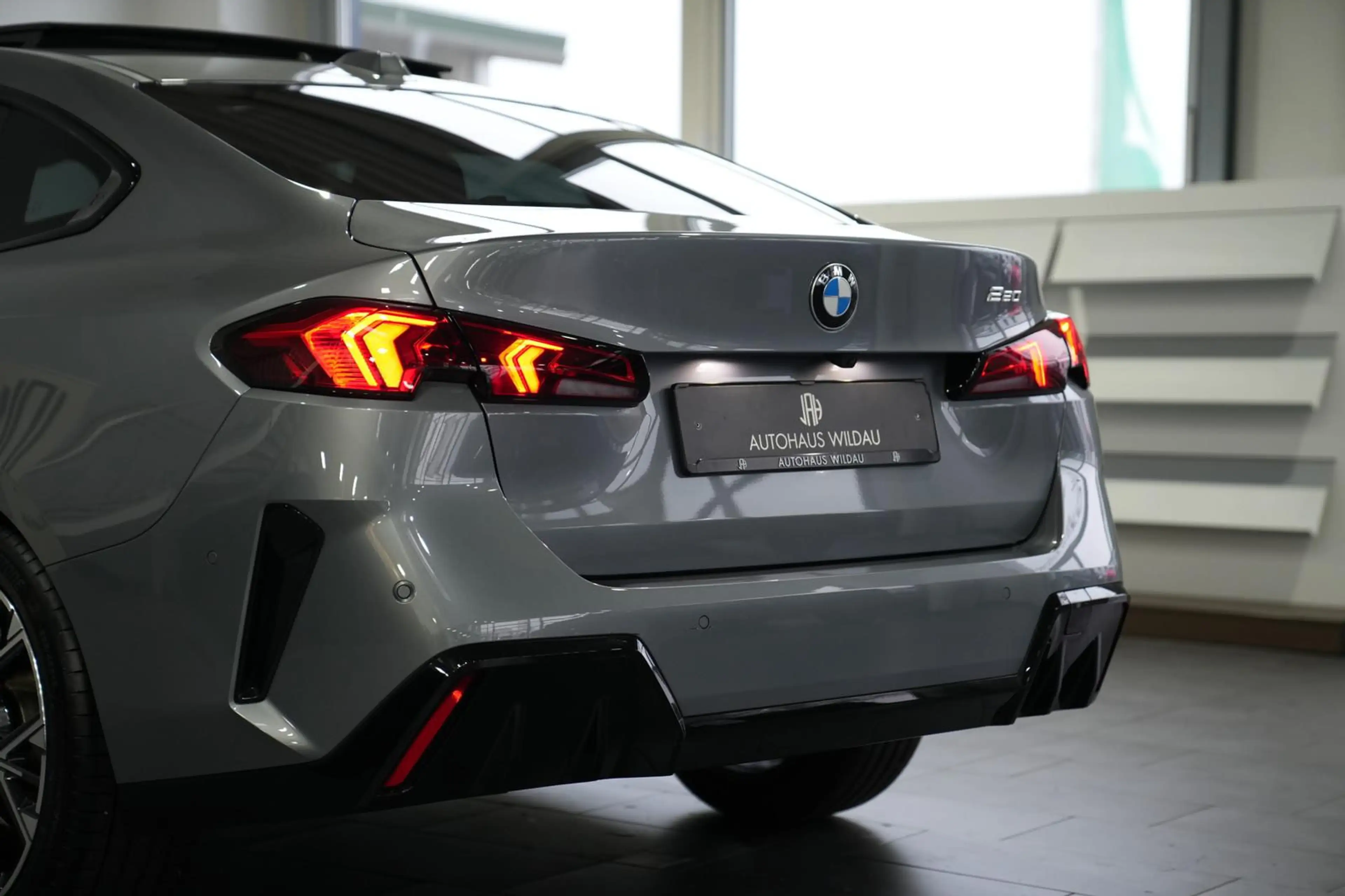 BMW 220 M Sport *AUT*PANO*H&K*HEAD-UP UVP: 56.320,02 — photo 12