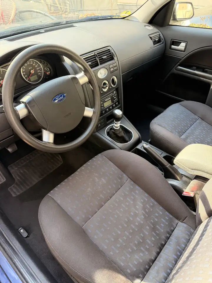 Ford Mondeo 2.0 TDDI Trend, foto 10