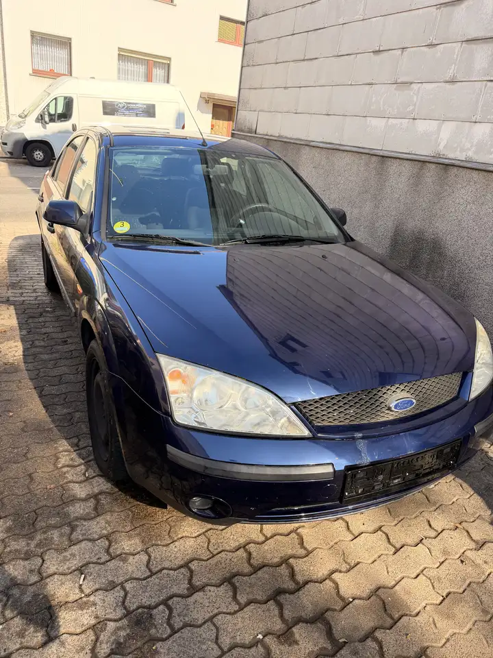 Ford Mondeo 2.0 TDDI Trend, foto 2