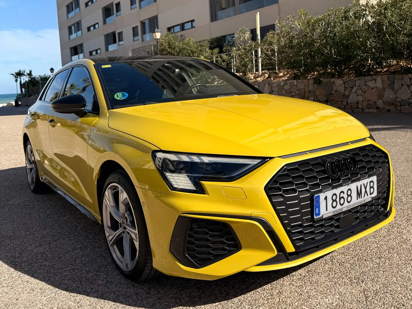 Audi A3 S line A3 Sportback 40 TFSIe S line S tronic Amarillo - 1