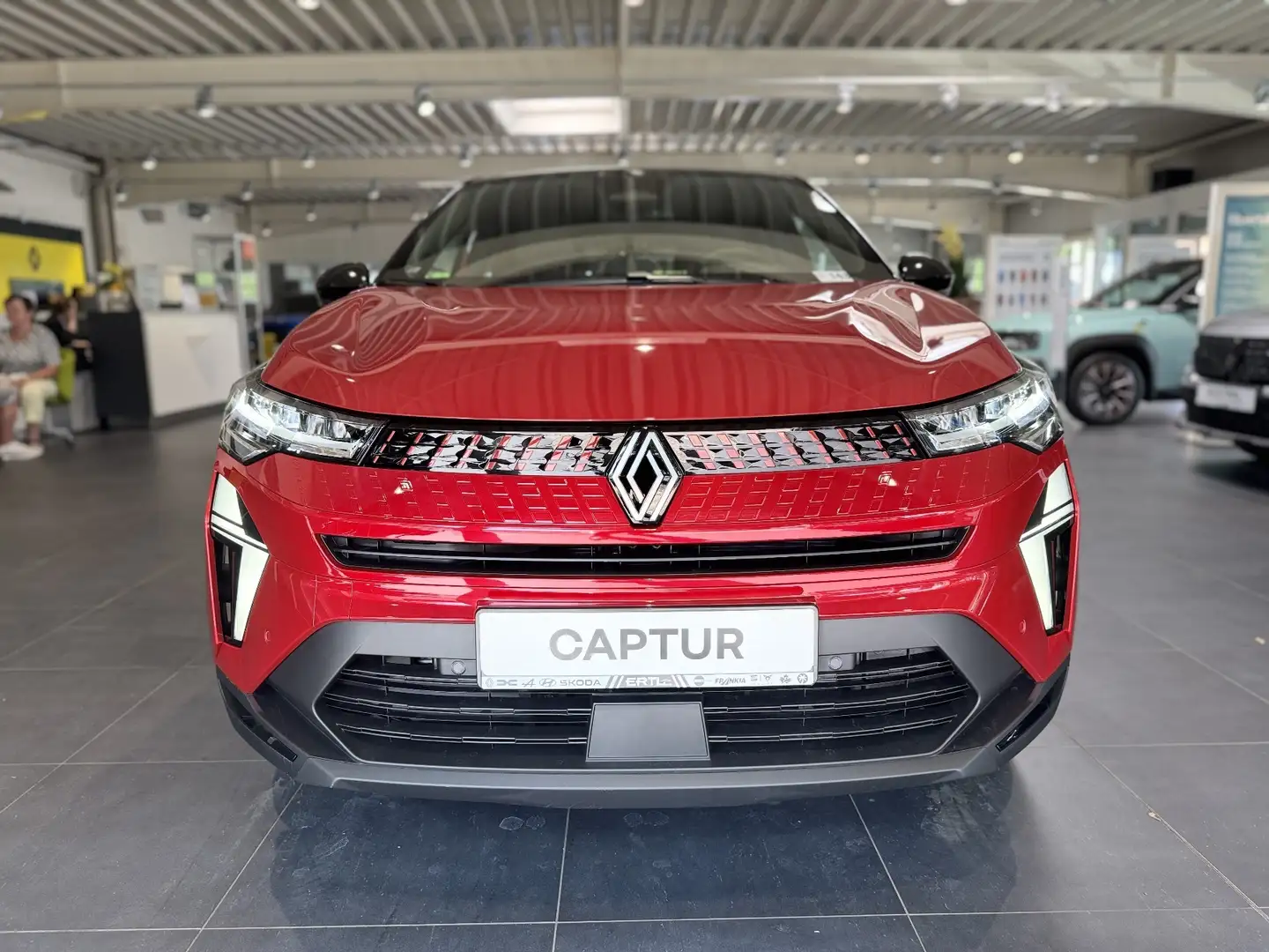 Renault Captur Techno TCe 90 Rojo - 2