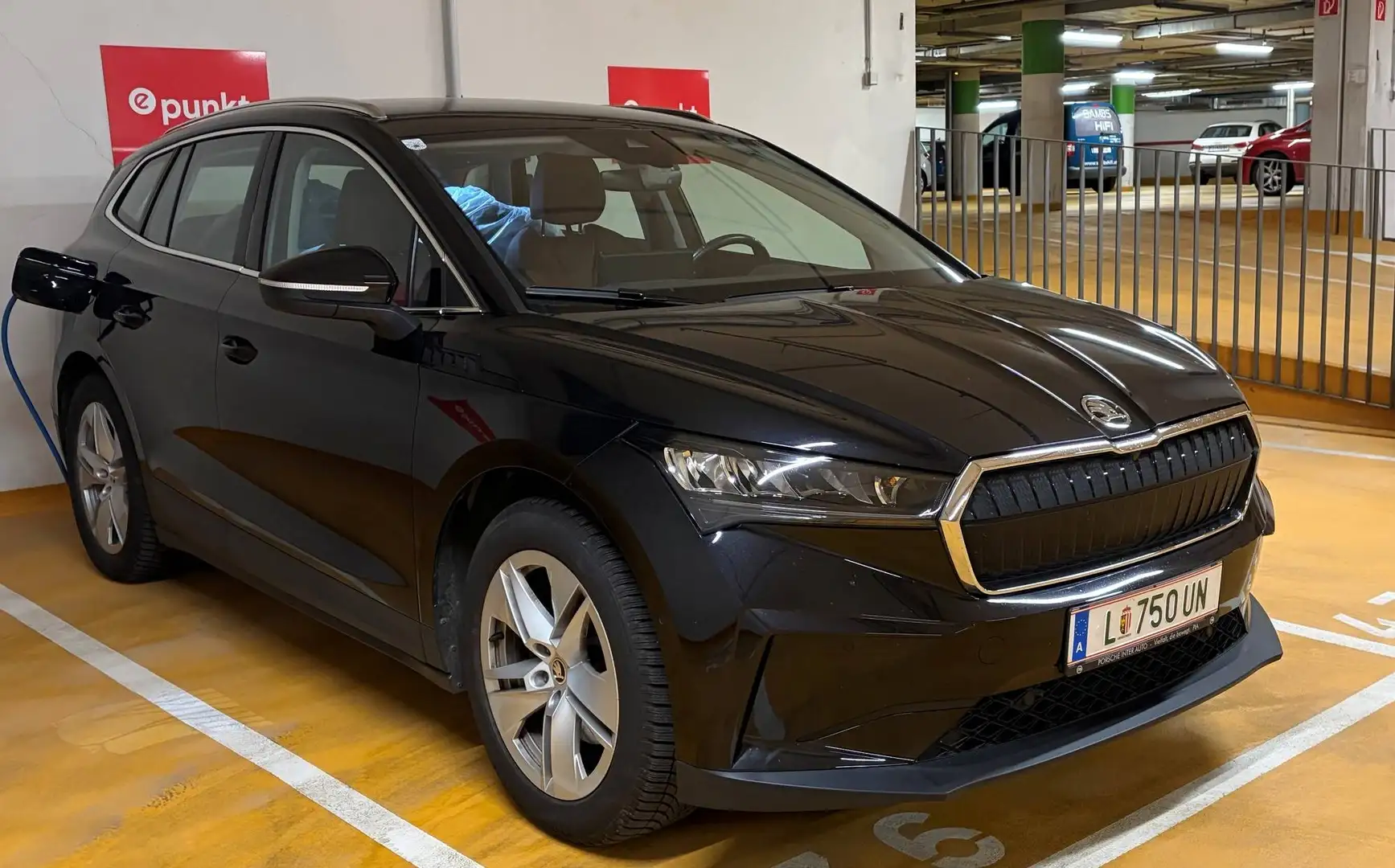 Skoda Enyaq 80 Schwarz - 1