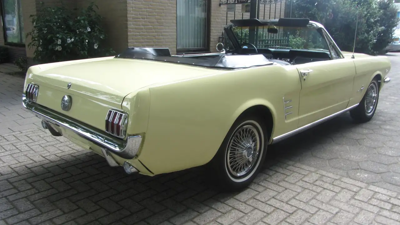 Ford Mustang USA V 8 Cabrio Mooie Staat, foto 2