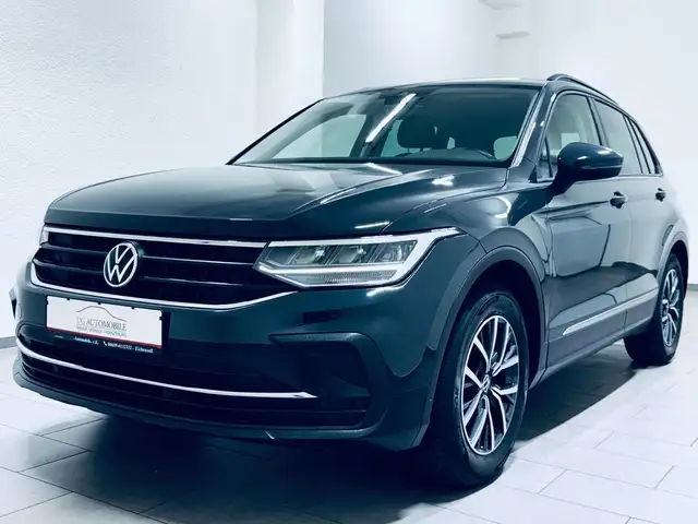 Volkswagen Tiguan 1.5 TSI  * 1.HAND * NAVI * DSG * 8xREIFEN